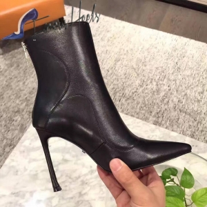 Dior black smooth calfskin ankle boot 10cm